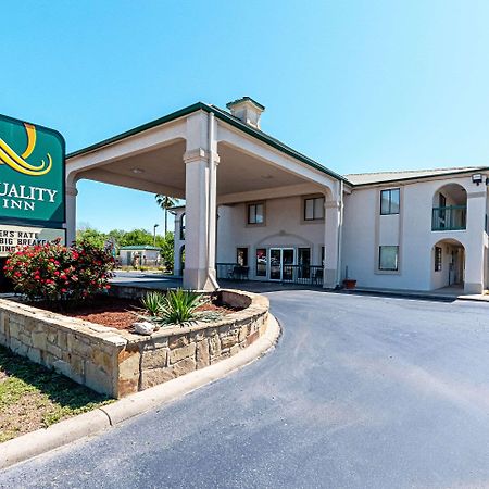 Quality Inn Three Rivers Εξωτερικό φωτογραφία