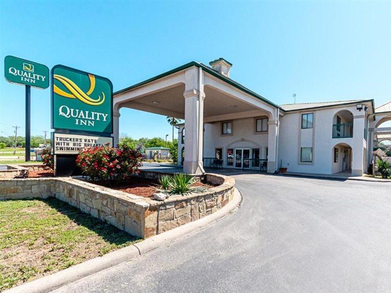 Quality Inn Three Rivers Εξωτερικό φωτογραφία