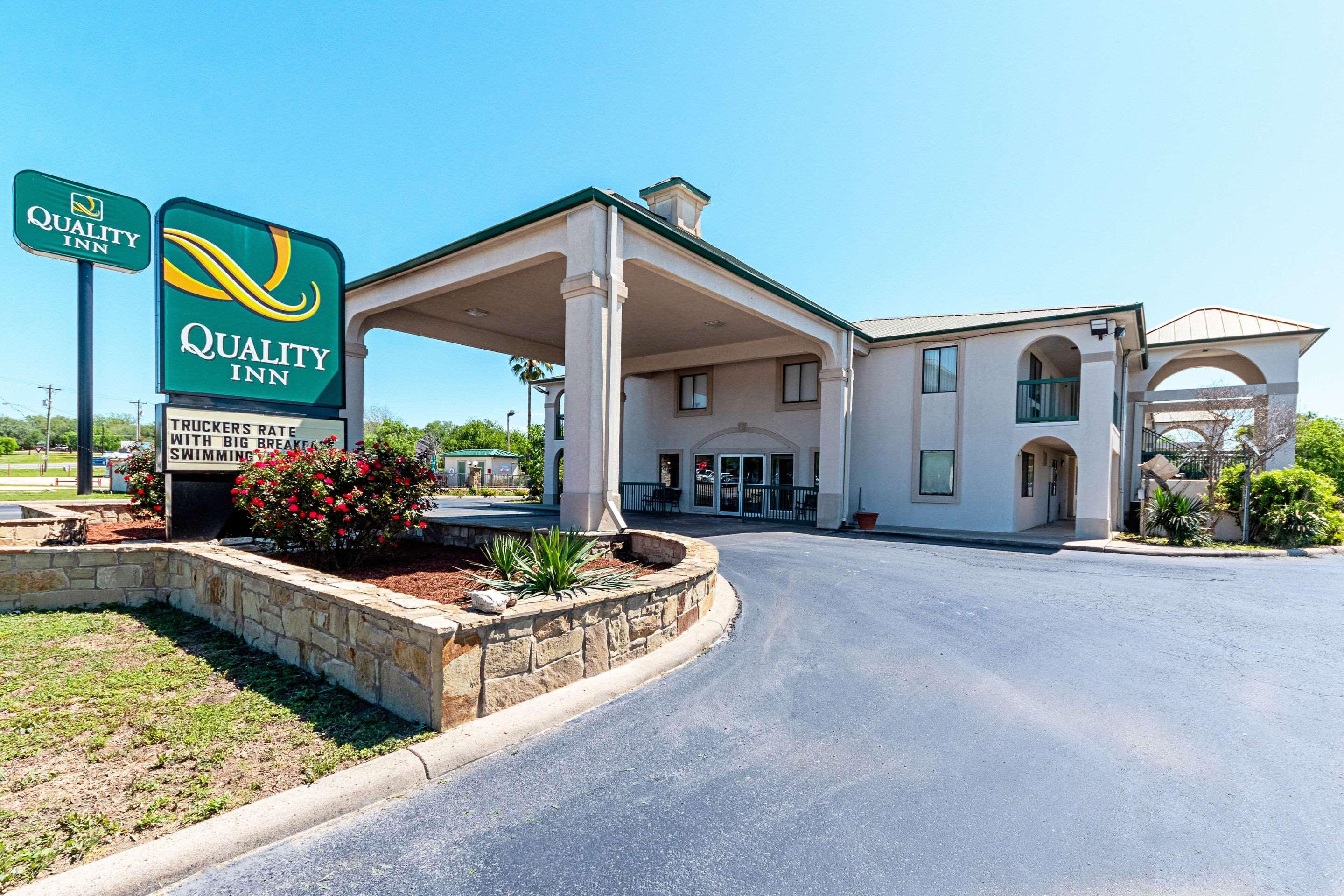 Quality Inn Three Rivers Εξωτερικό φωτογραφία