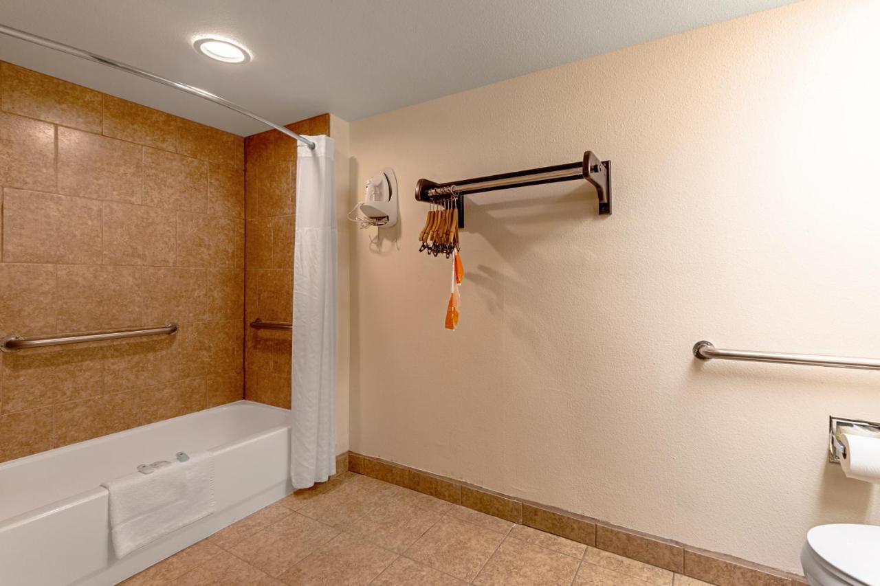 Quality Inn Three Rivers Εξωτερικό φωτογραφία