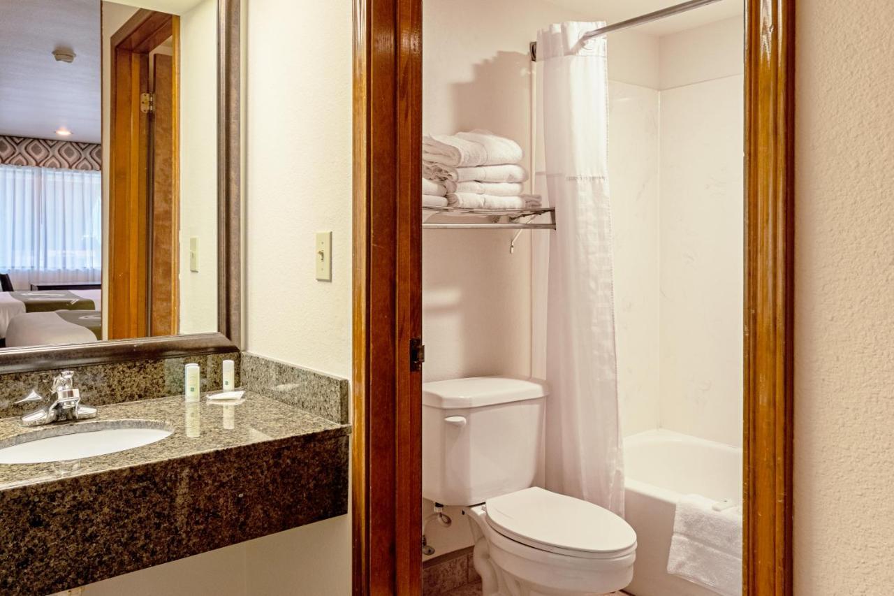 Quality Inn Three Rivers Εξωτερικό φωτογραφία